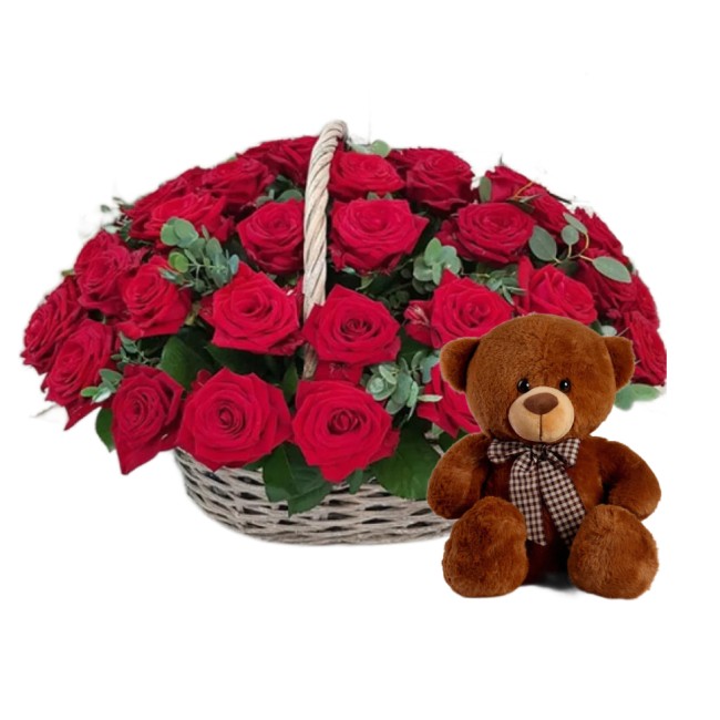 Корзина роз с игрушкой